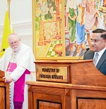 img 1 600x400 holy see