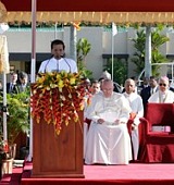 president popearrival13jan2015